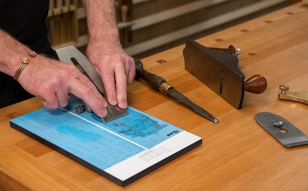 Scary sharp setup using abrasive paper for woodworking tool sharpening. Scary sharp setup using abrasive paper for woodworking tool sharpening.