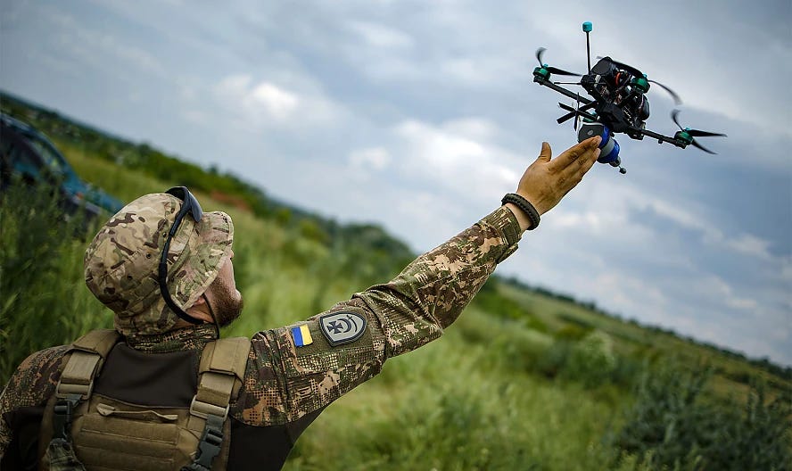 A népi drón: A Zelenszkij-rezsim arra kéri a lakosságot, hogy otthon gyártsanak drónokat