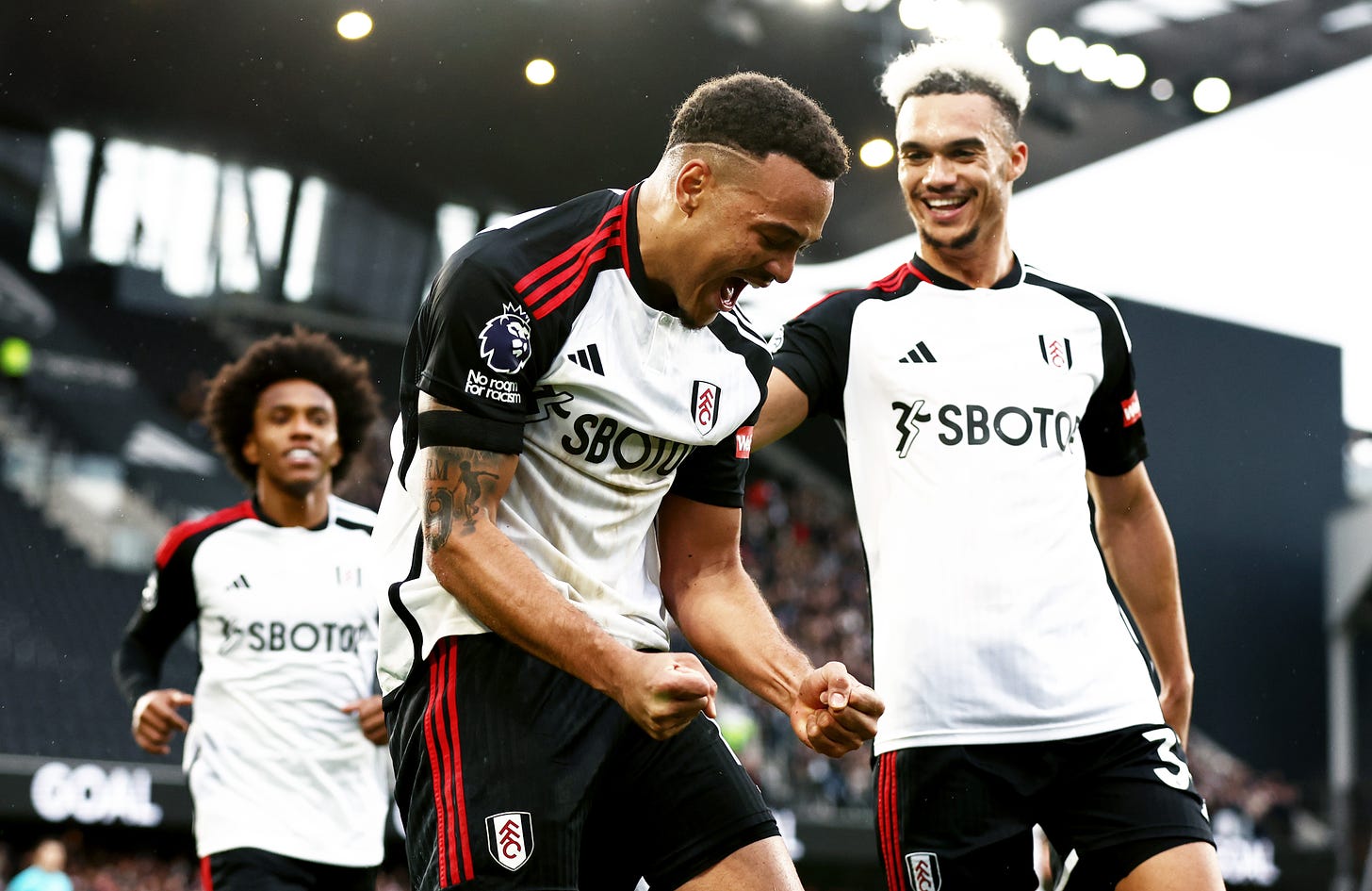 Fulham 3 Bournemouth 1: Cottagers leapfrog Cherries with eighth win of the  season thanks to Rodrigo Muniz double | The Sun