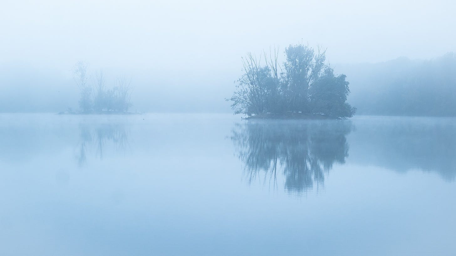 Image of hazy lake