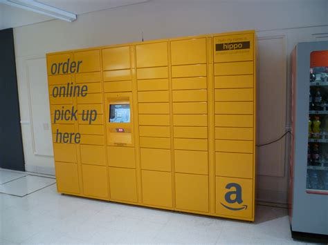 File:Amazon locker at Eastgate Shopping Centre, Gloucester.JPG ...