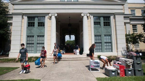Colleges look at delaying the first day of school ... again - Marketplace