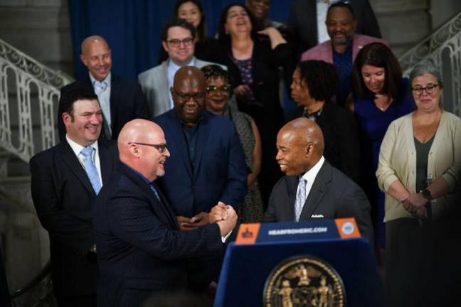 City and UFT Reach Tentative Pact, but Many Teachers Want it Voted Down