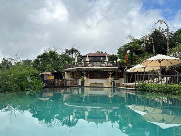 munduk moding plantation bar