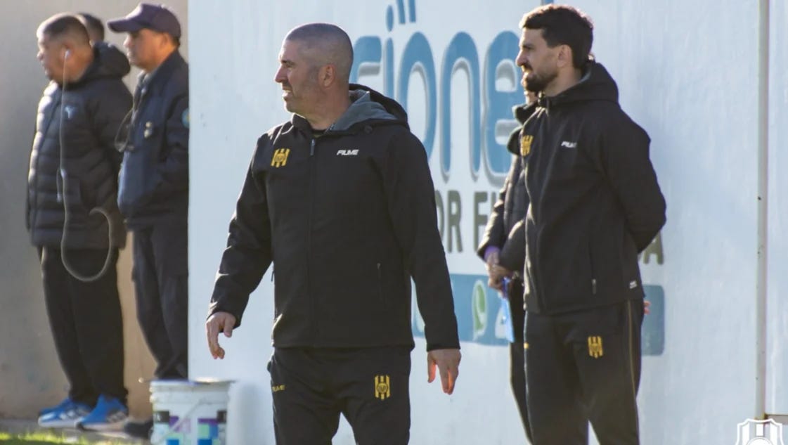 Debutó Giganti como DT de Olimpo: “El equipo reaccionó y hay buena energía”