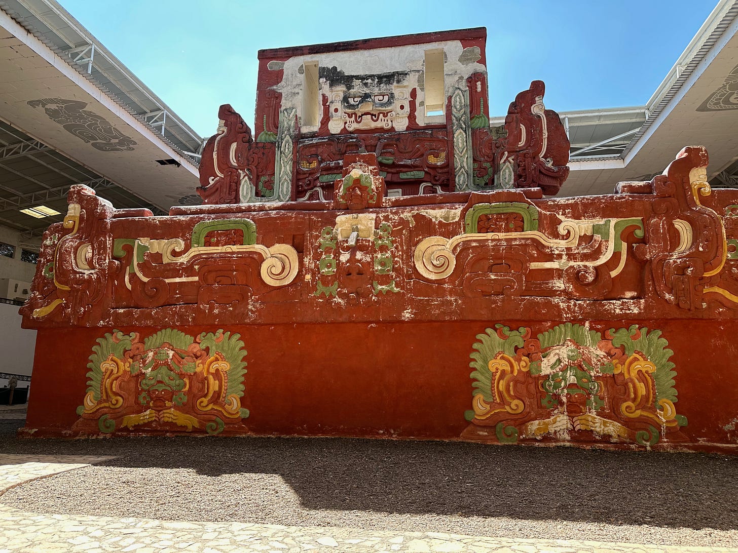 Reconstruction of Rosalila in the Copan museum Reconstruction of Rosalila in the Copan museum