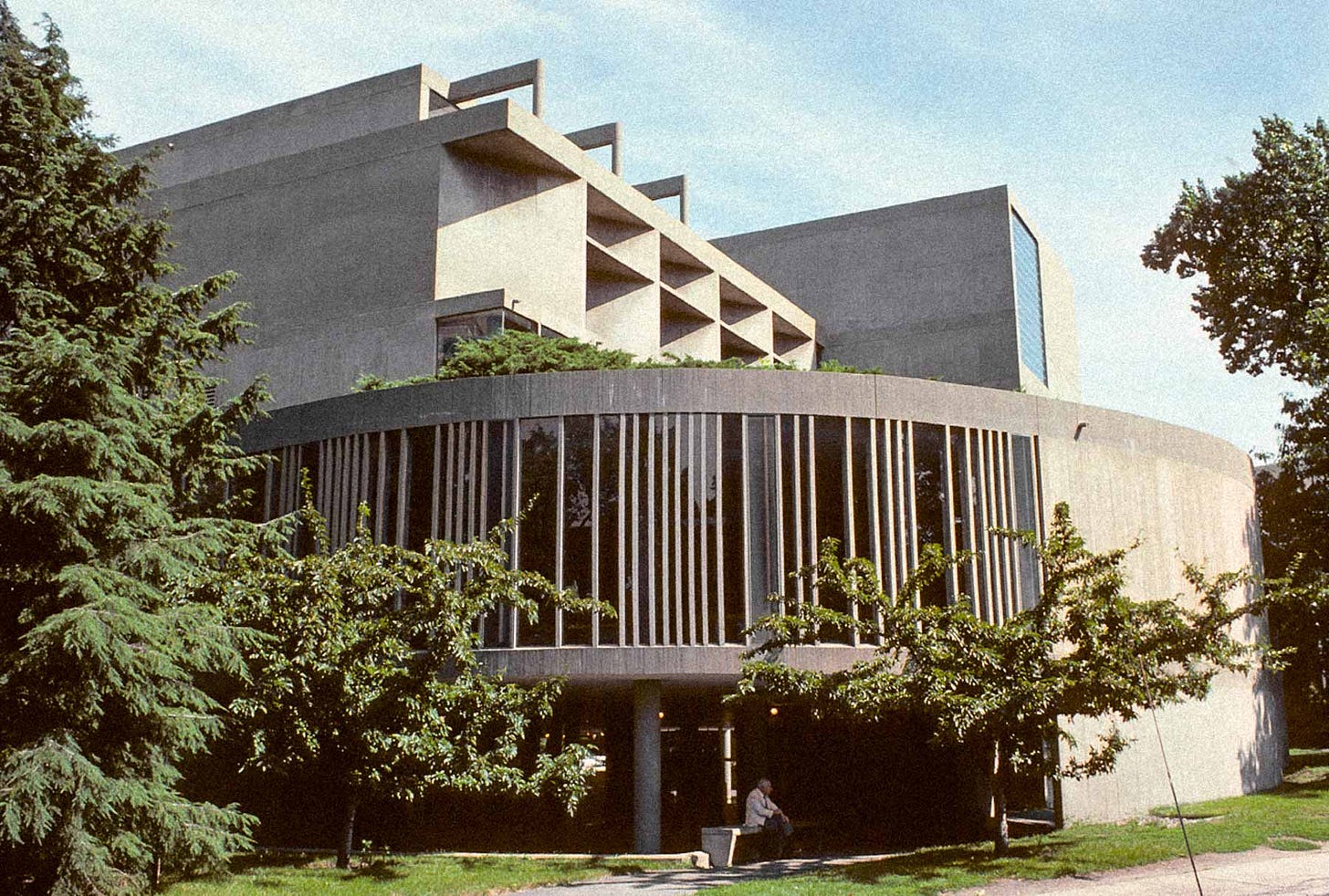 The Carpenter Center at Harvard, a concrete building surrounded by trees