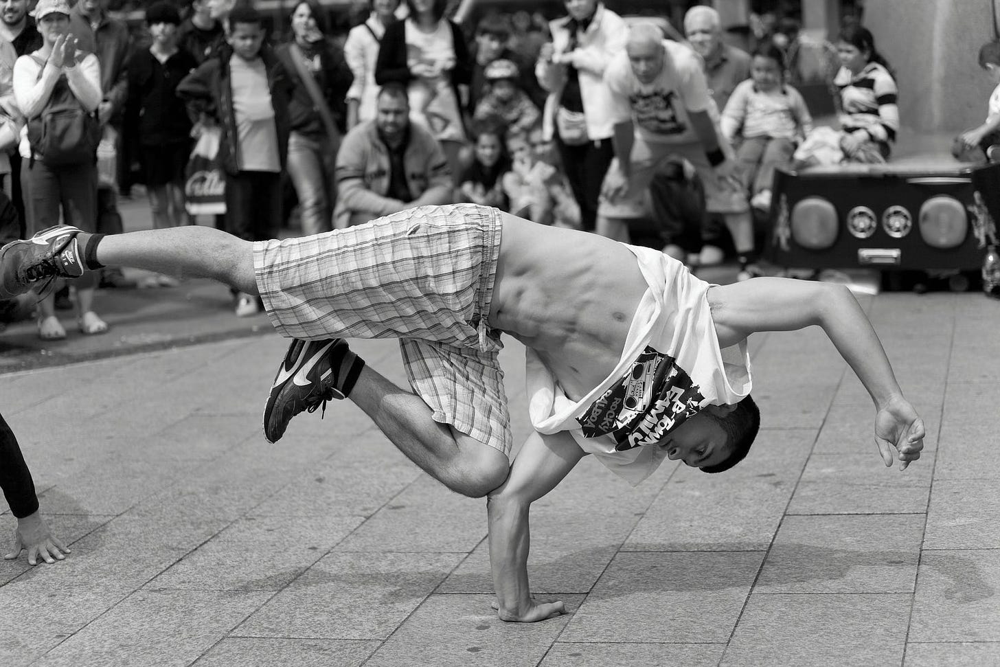 Gymnast one hand balance