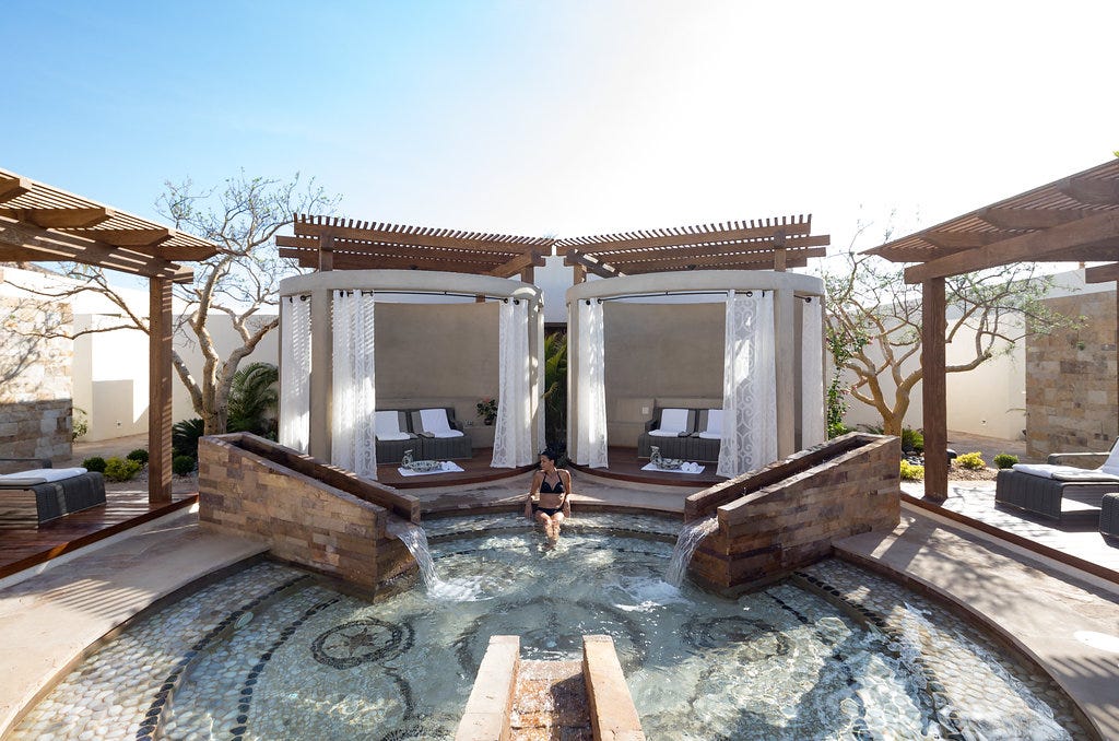 Chileno Bay Resort - Oceanfront Wedding Venue in Cabo | Vivid Occasions —  Vivid Occasions