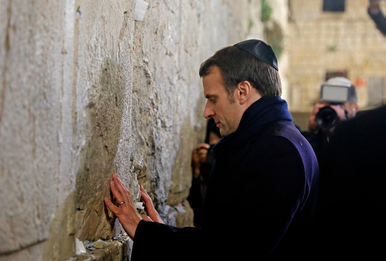 French Pres. Emmanuel Macron Makes Historic Visit To The Wailing Wall ...