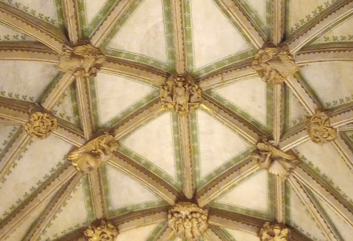 Ceiling with elaborate bosses