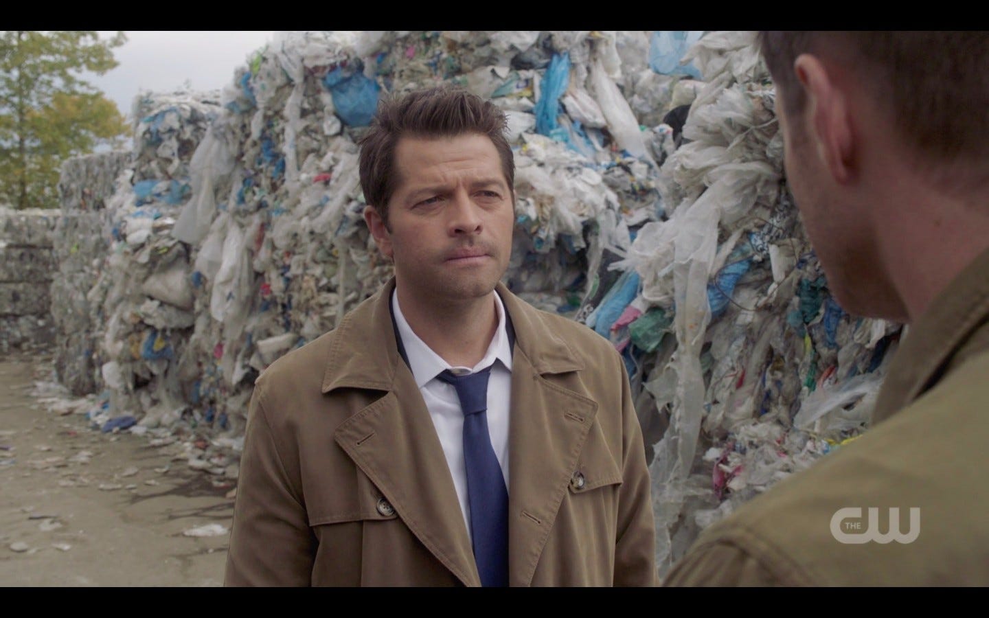 spn 1409 castiel with dean winchester at car dump