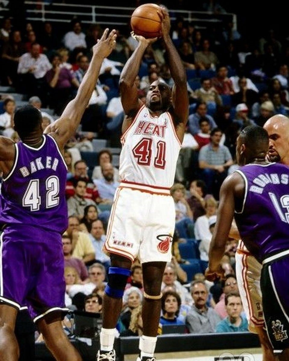 GLEN RICE 8X10 PHOTO MIAMI HEAT BASKETBALL NBA TAKING SHOT | eBay