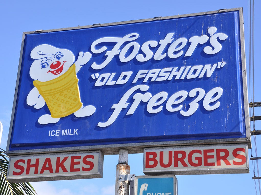 Foster's Freeze | RoadsideArchitecture.com