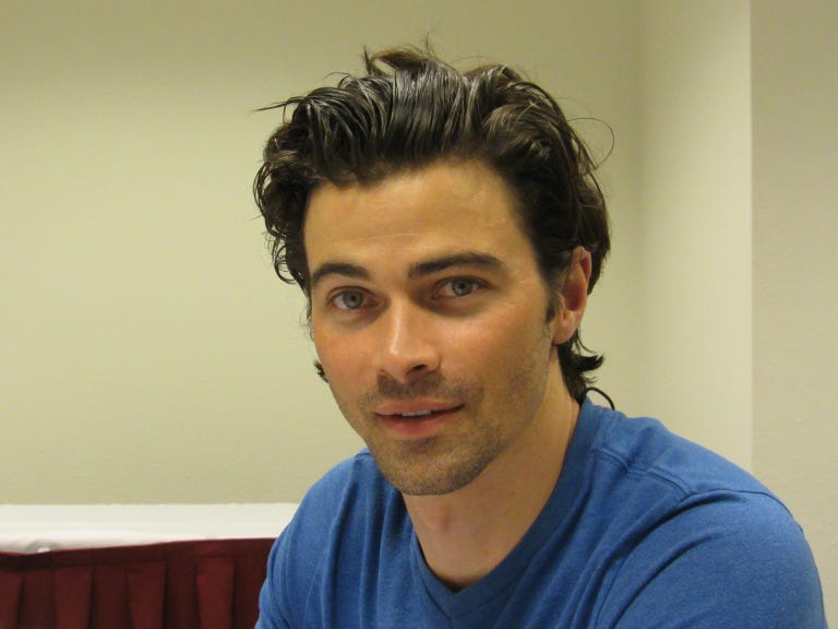 matt cohen looking at lynn zubernis movie tv tech geeks