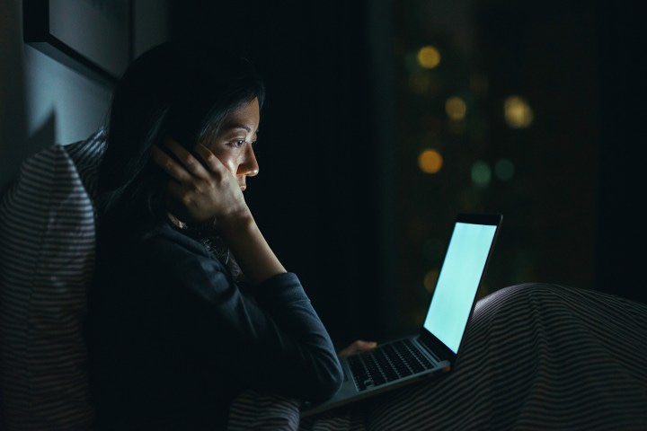 Should You Turn Your Computer Off at Night? | Digital Trends