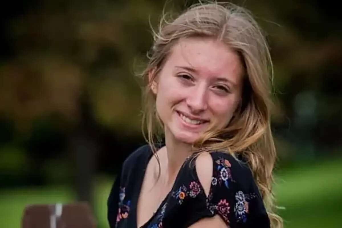 Kaylin Gillis, 20, killed after turning into wrong driveway