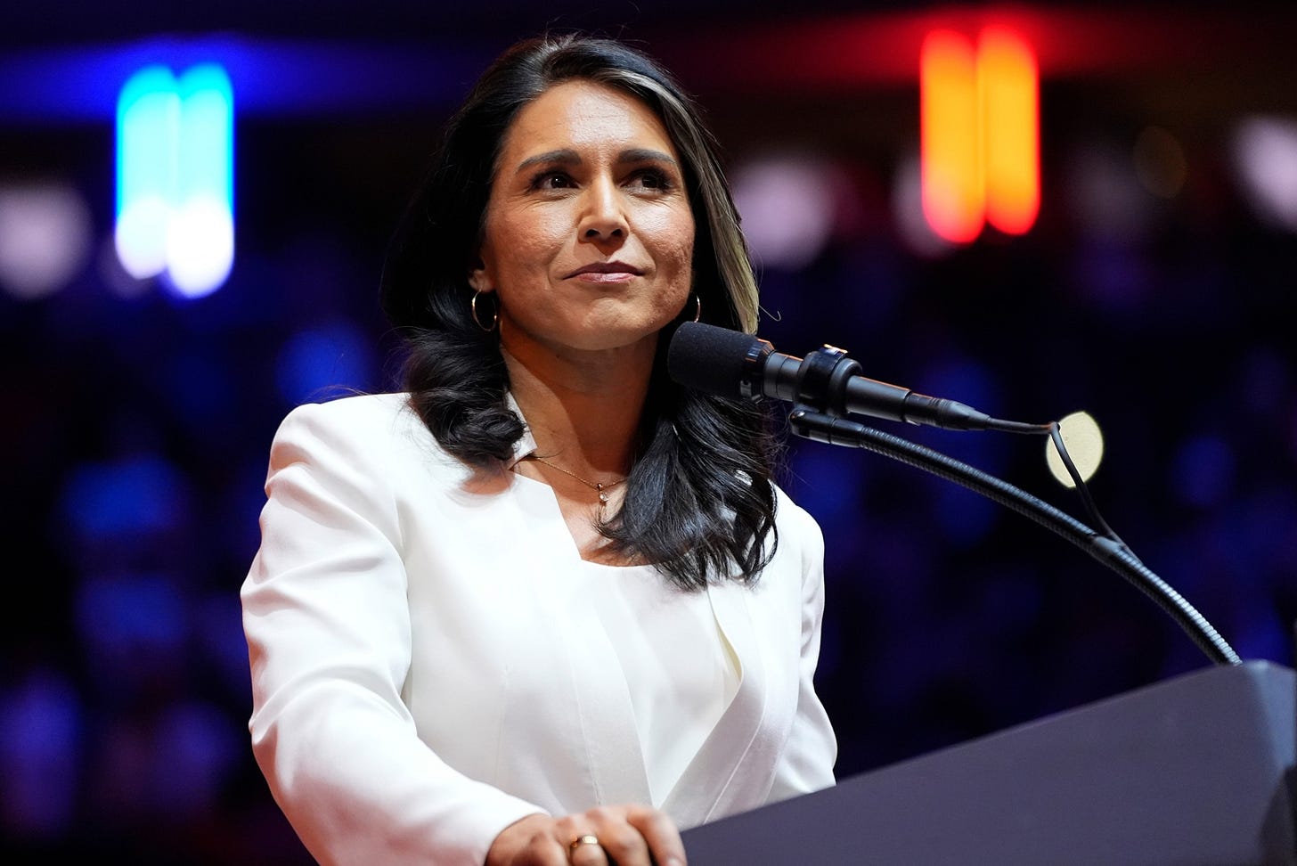 Tulsi Gabbard, Trump's pick for top intel role, draws scrutiny over Russia  comments - ABC News