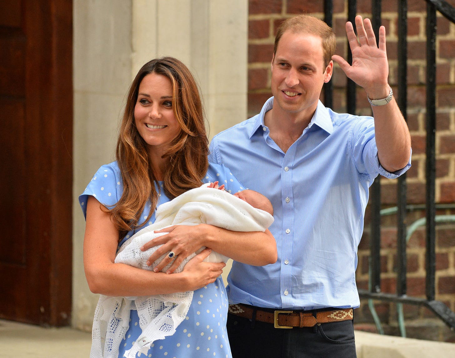 prince william and kate middleton introduce baby prince george