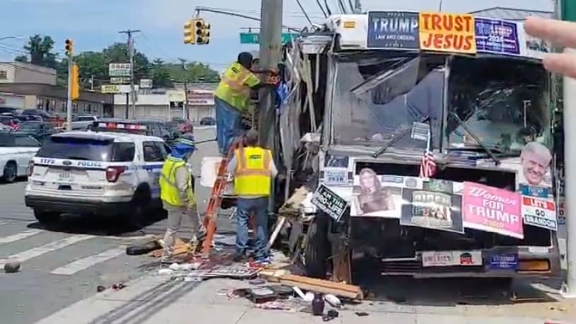 A trailer decked out in MAGA merch that reportedly belongs to two Trump superfans was totaled in a traffic accident on Staten Island on Sunday