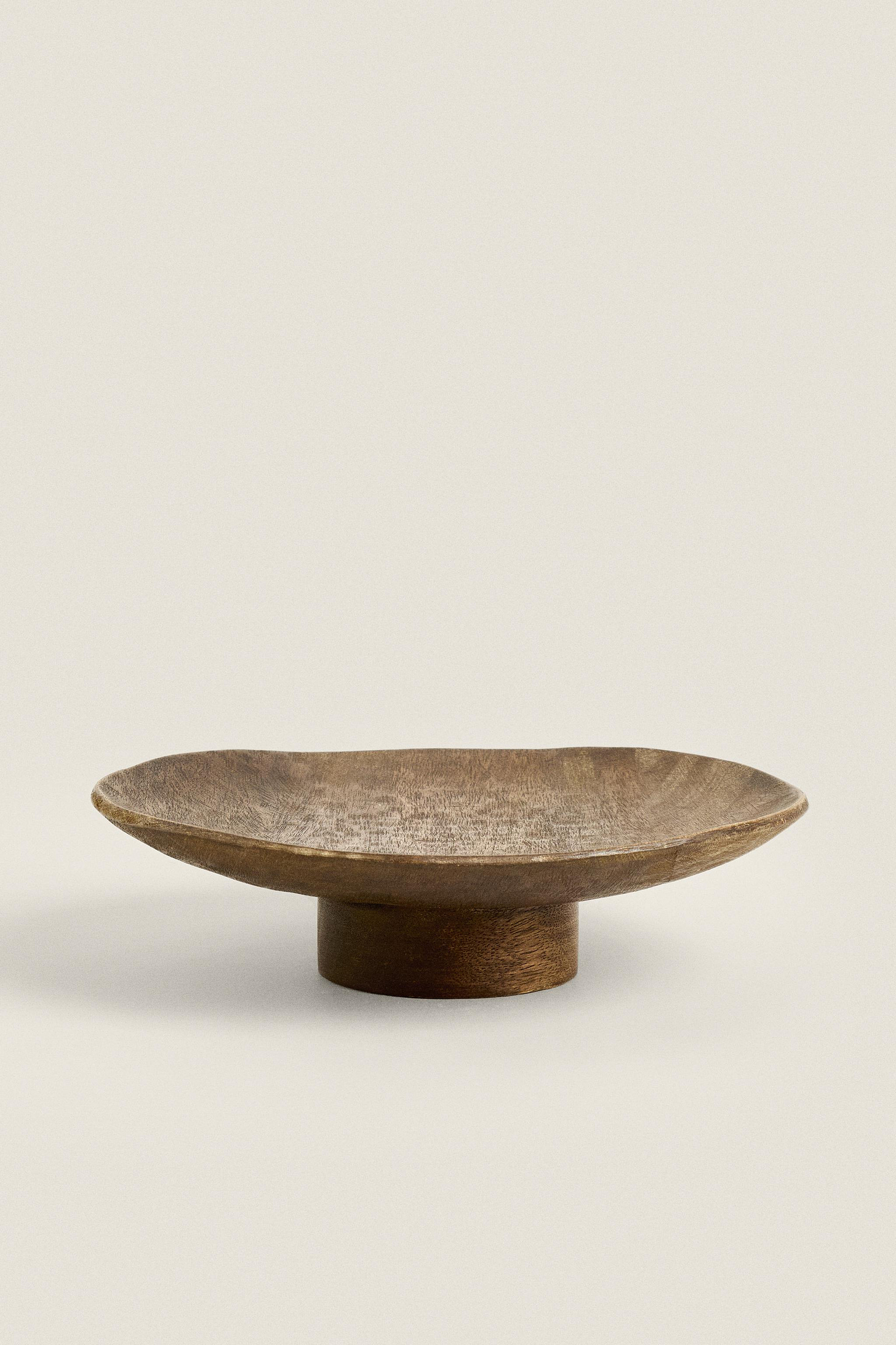 WOODEN SERVING DISH WITH STAND