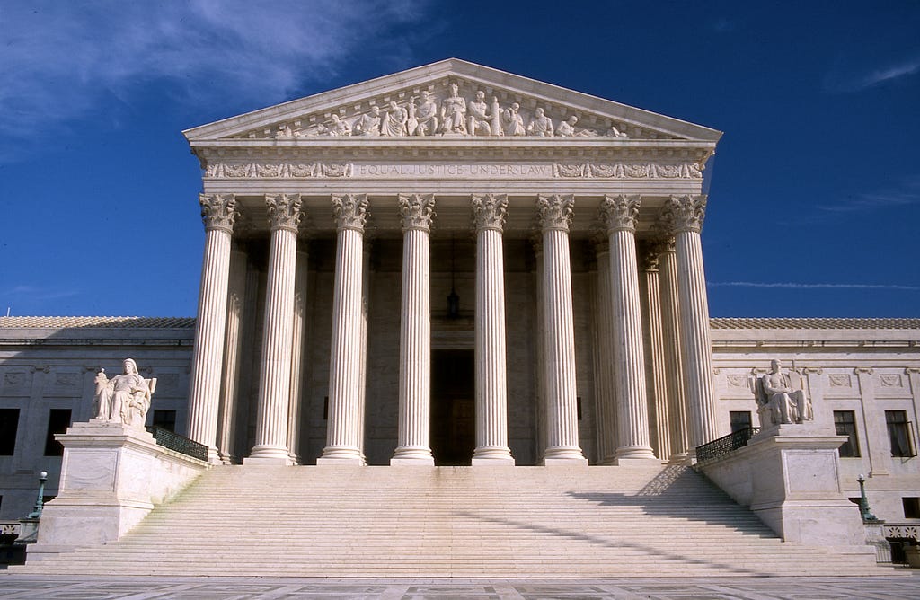 Photo of the Supreme Court building, as it appears today.