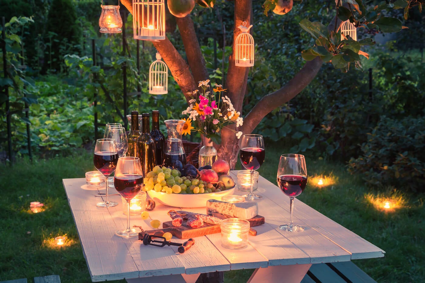 07 Tips to enjoy a romantic outdoor dinner on Valentine's day -