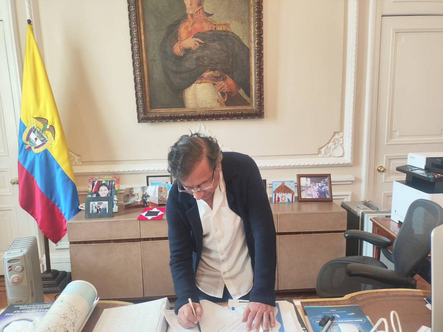 Puede ser una imagen de 1 persona