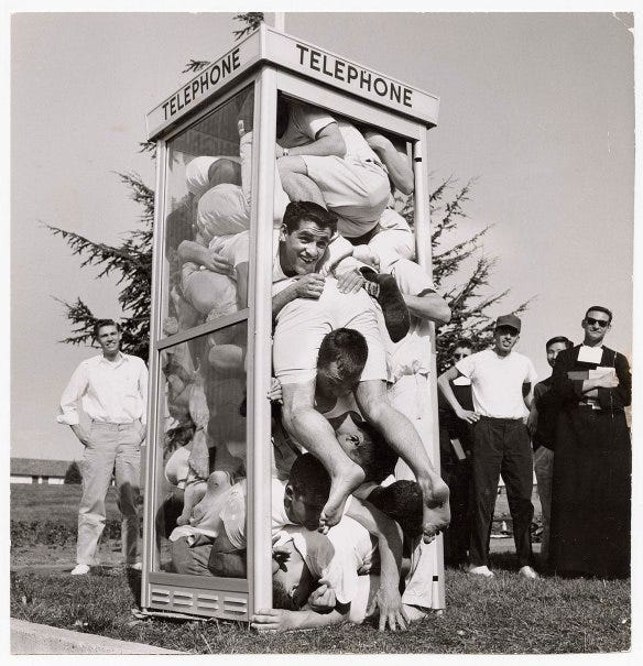 Phone Booth Stuffing! | Fans in a Flashbulb