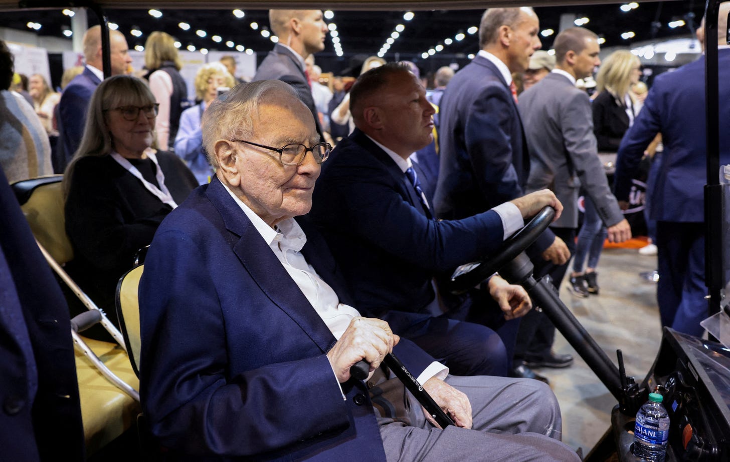 Warren Buffett's fans plot their own course for when he leaves | Reuters