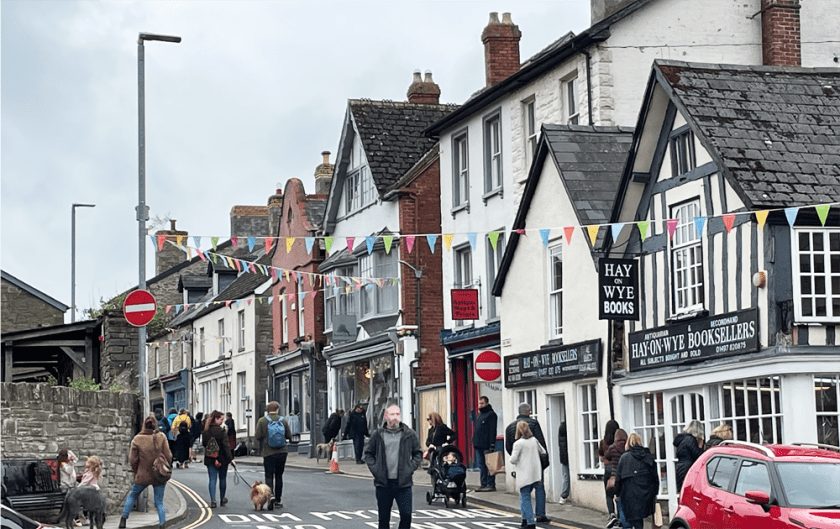 Hay-on-Wye: The World's First Book Town and its King - Margo Lestz - The  Curious Rambler