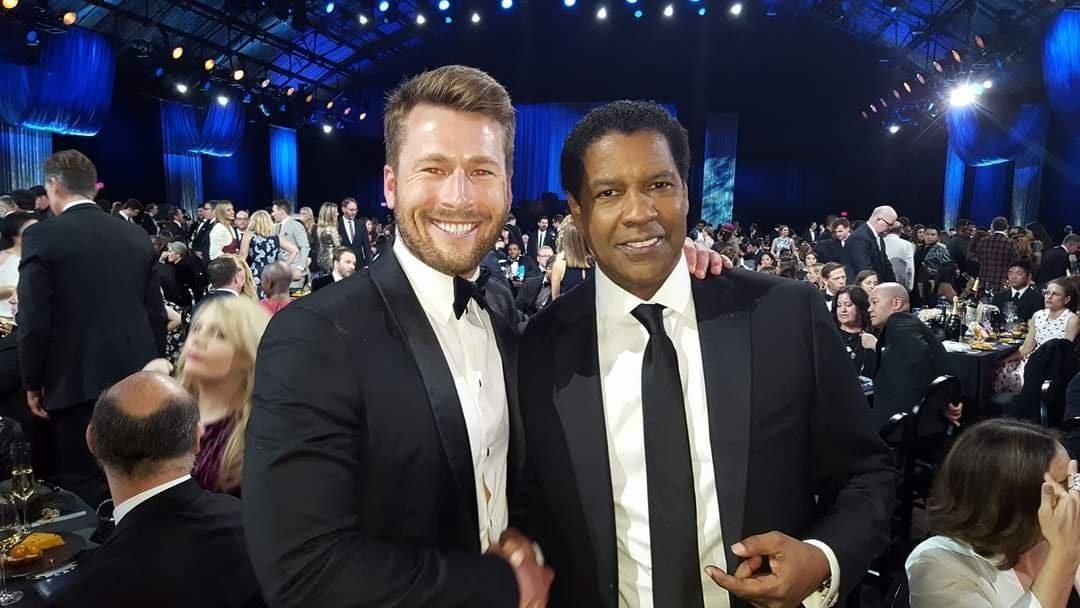 Glen Powell along with Denzel Washington at the Critic's Choice Awards.