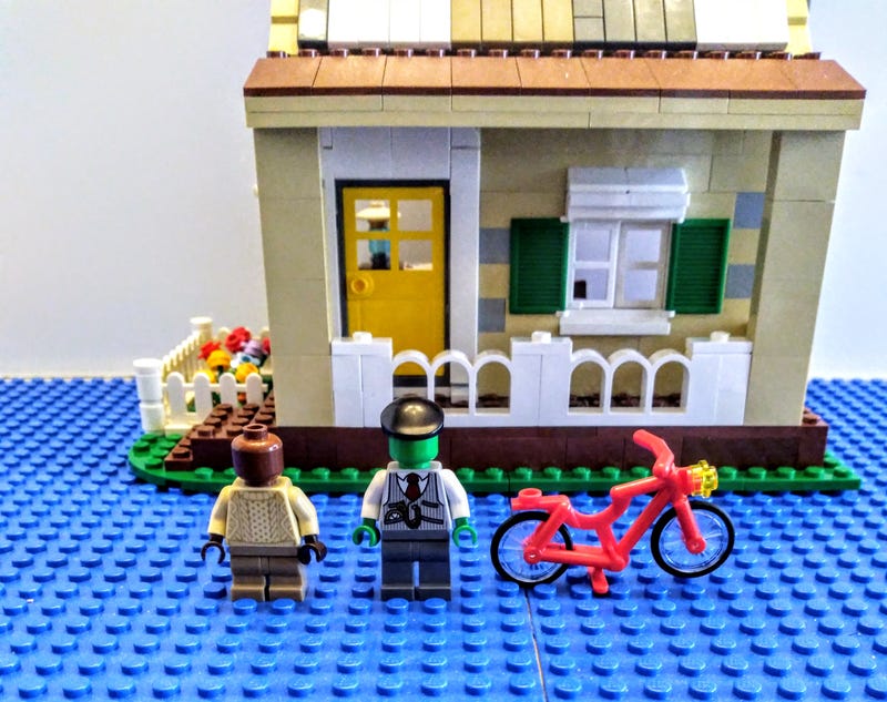 LEGO IDEAS - Frog and Toad at Toad's House