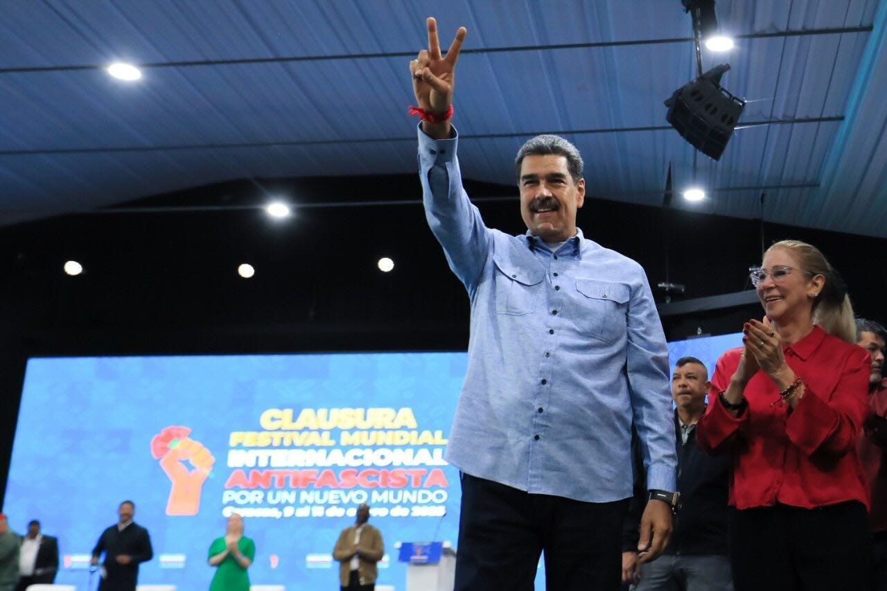 Photo by Prensa Presidencial on January 11, 2025. Puede ser una imagen de 7 personas y texto.