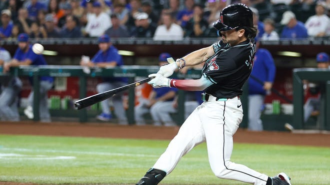 Arizona Diamondbacks lose 4-run lead, but rally for win with grand slam