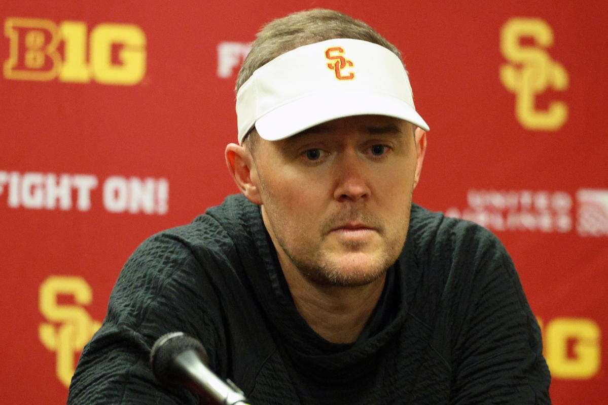 For Lincoln Riley, USC's loss to Penn State is just the latest  disappointment in a string of them: 'It always falls on me' - Yahoo Sports