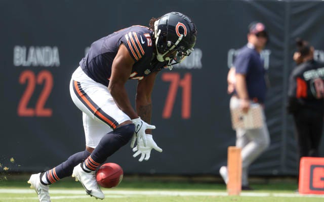 Chicago Bears cut Velus Jones Jr., ending the 2022 3rd-round draft pick's  stint with the team - Yahoo Sports