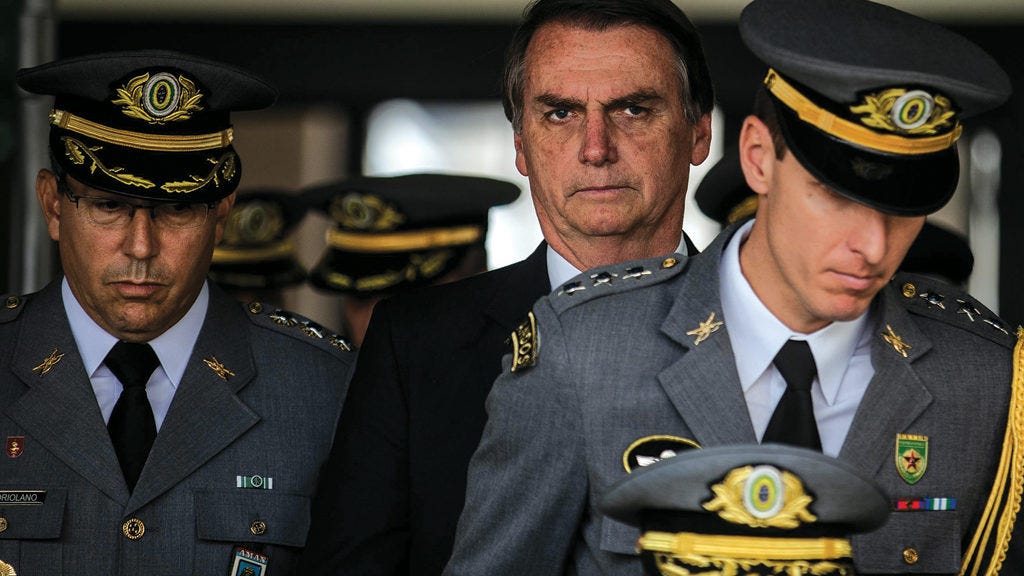 Será que vai ter golpe militar no Brasil?