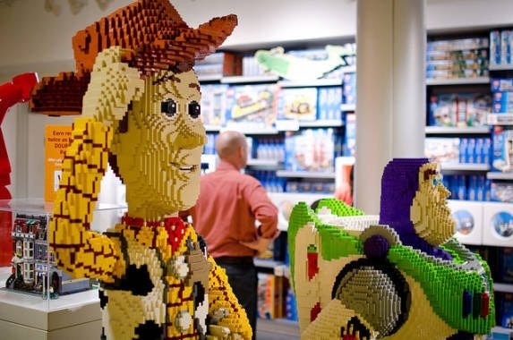 Lego Store - Newtrade