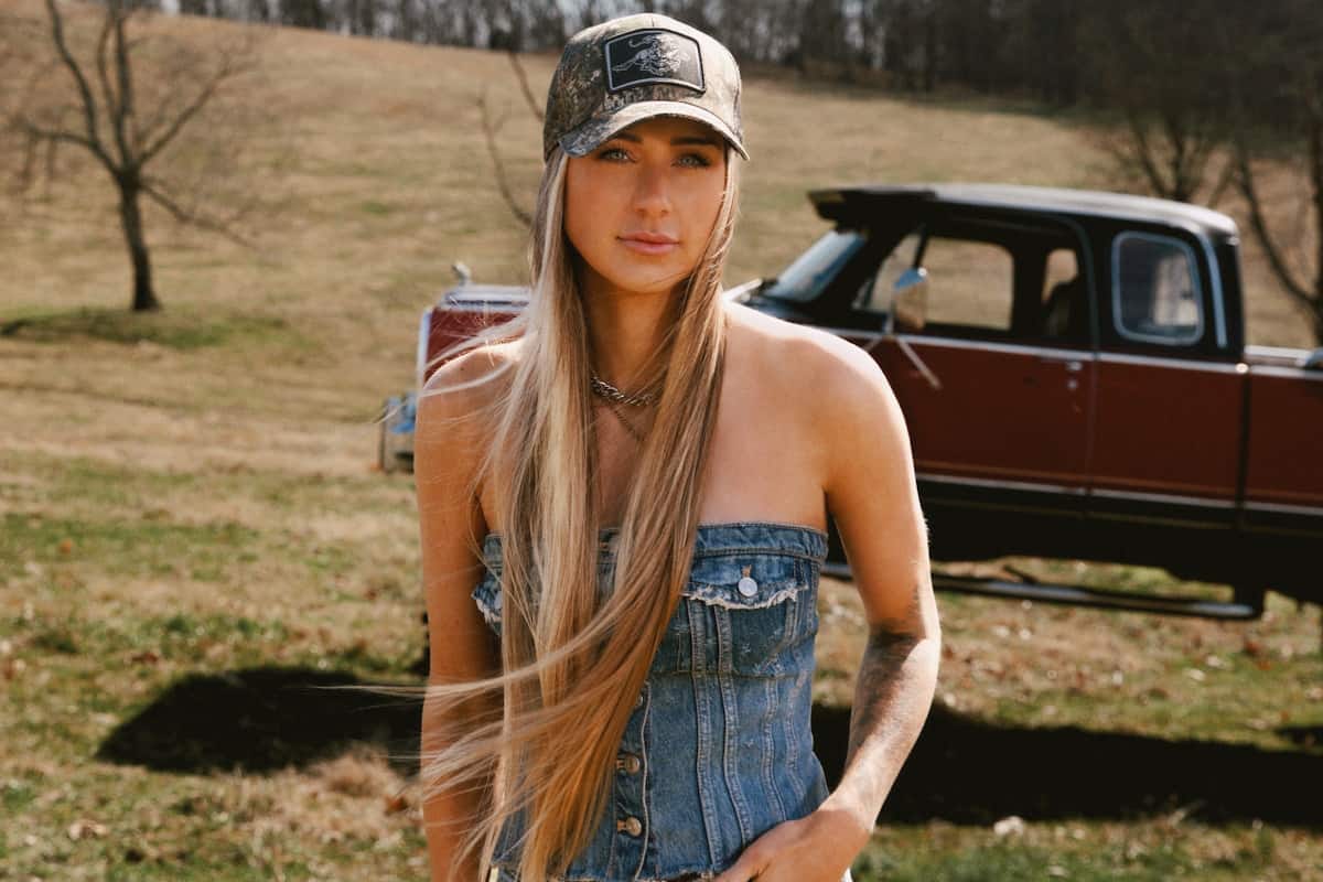 Country Next: Alli Walker - Country Now