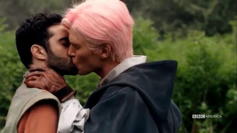 lee majdoub kissing christopher russell on dirk gently bbc