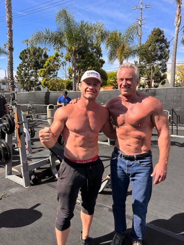 Robert F Kennedy Jr's shirtless image goes viral as supporters praise him  for being in shape - Opoyi