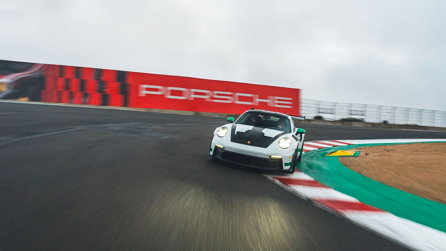 Porsche devient la voiture officielle du WeatherTech Raceway Laguna Seca