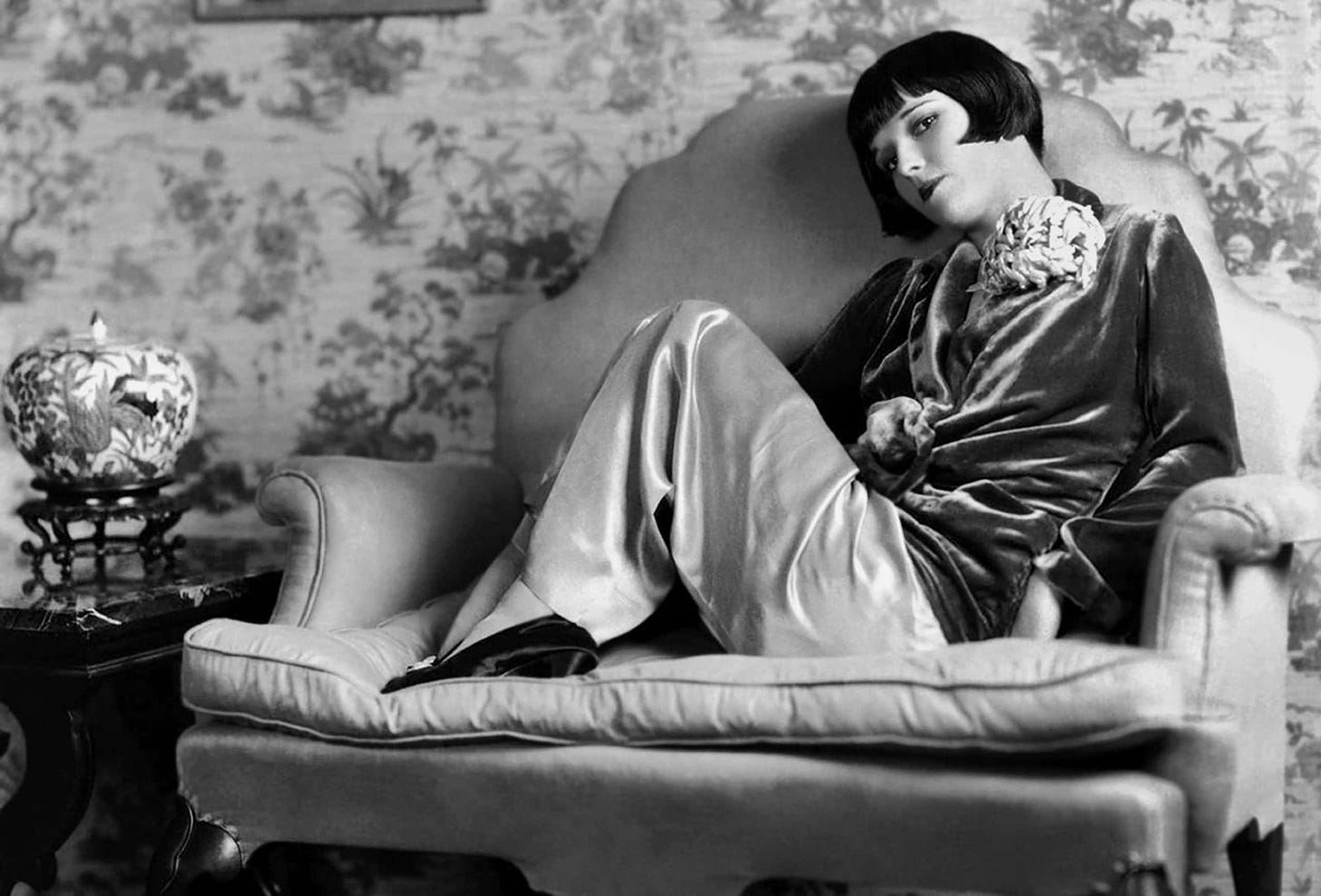 Tragic Facts About Louise Brooks, Hollywood's Lost Starlet - Factinate