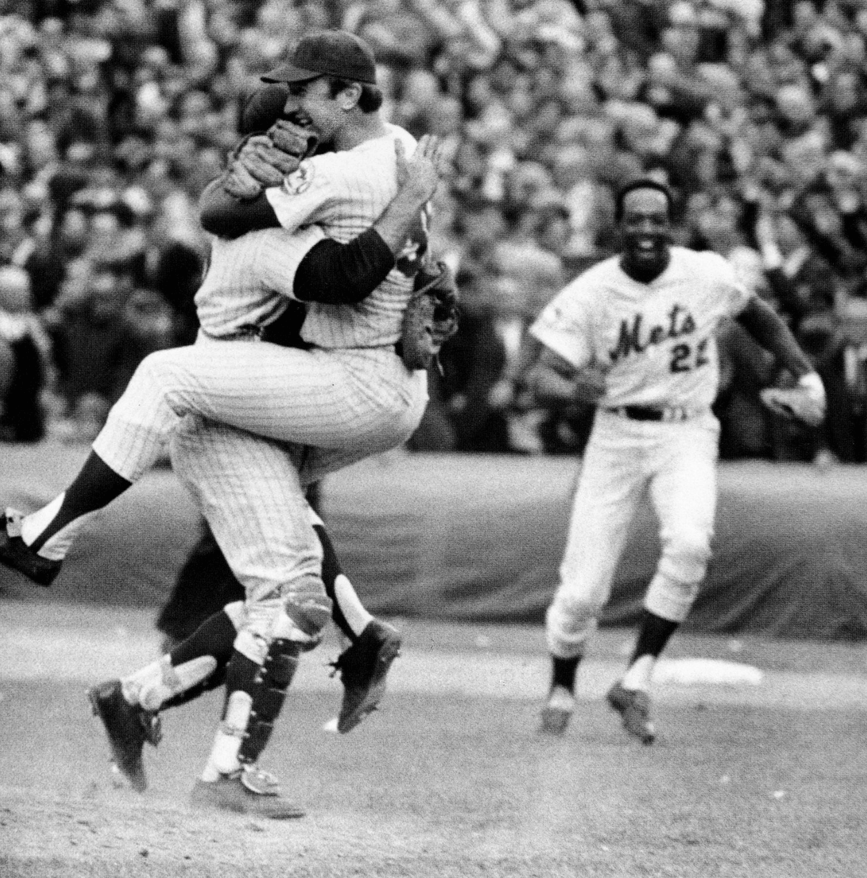 Why MLB Umpires Collect Players’ Caps, Especially from the World Series