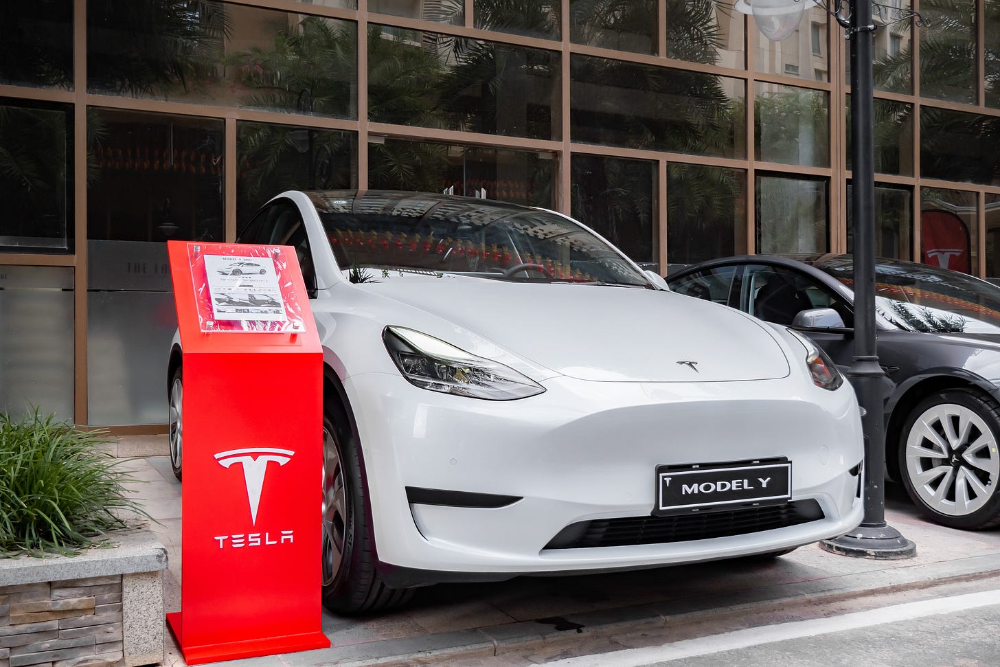 Thailand Joins Southeast Asian Suitors to Tempt Tesla