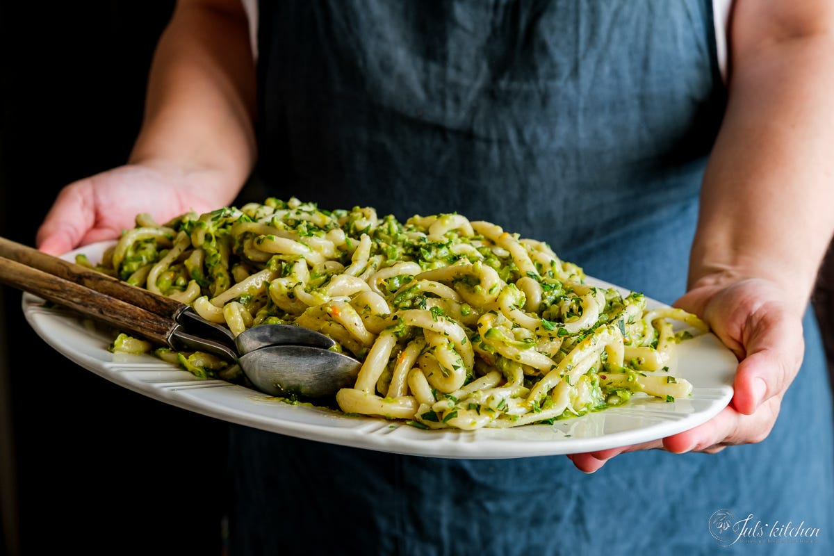 Zucchini cacio e pepe sauce for pasta