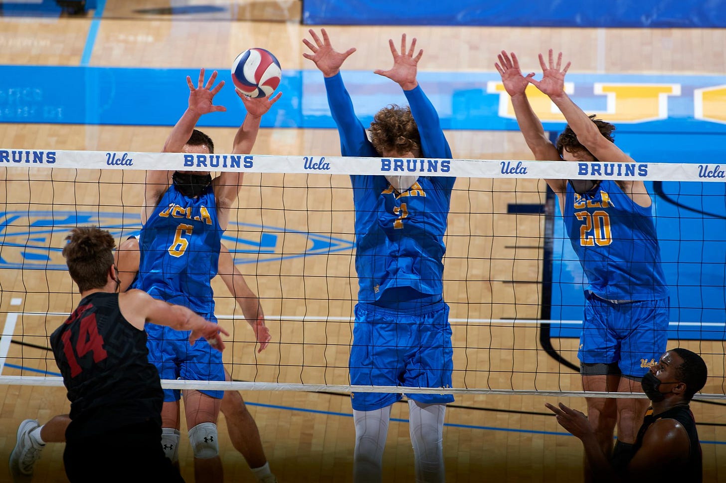 What time is 2025 volleyball on tonight