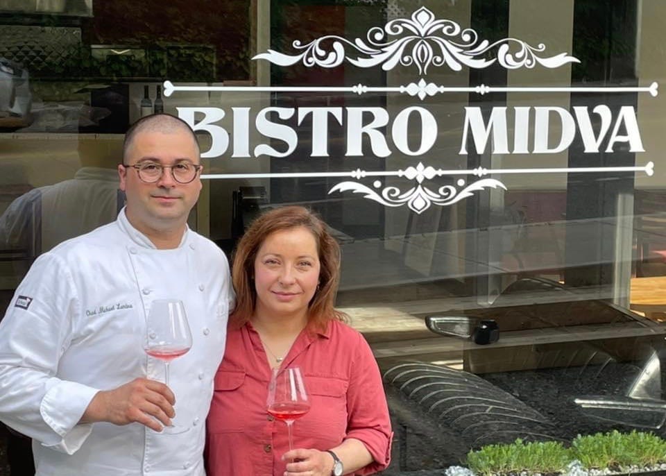 So, what are you having for dinner, Chad Lumbra? —Bistro Midva