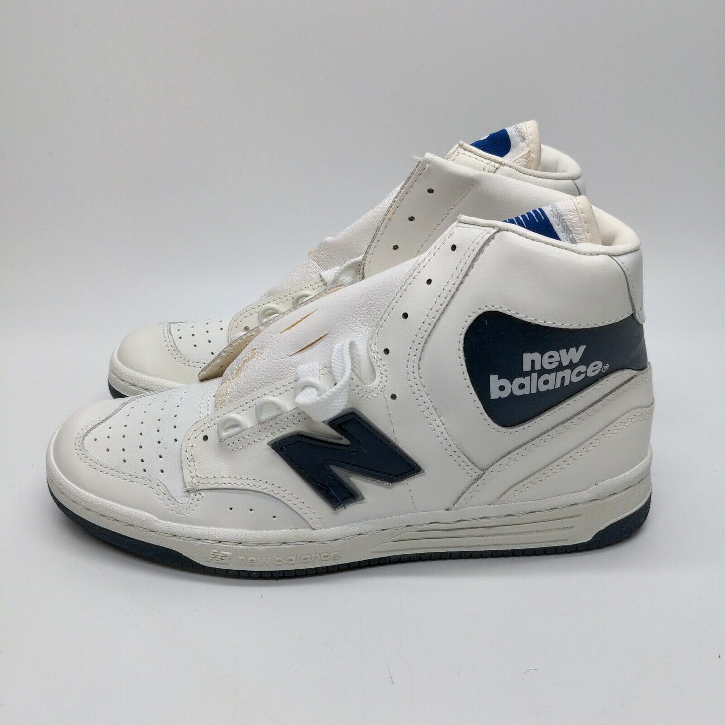 Amazon new balance 84 top